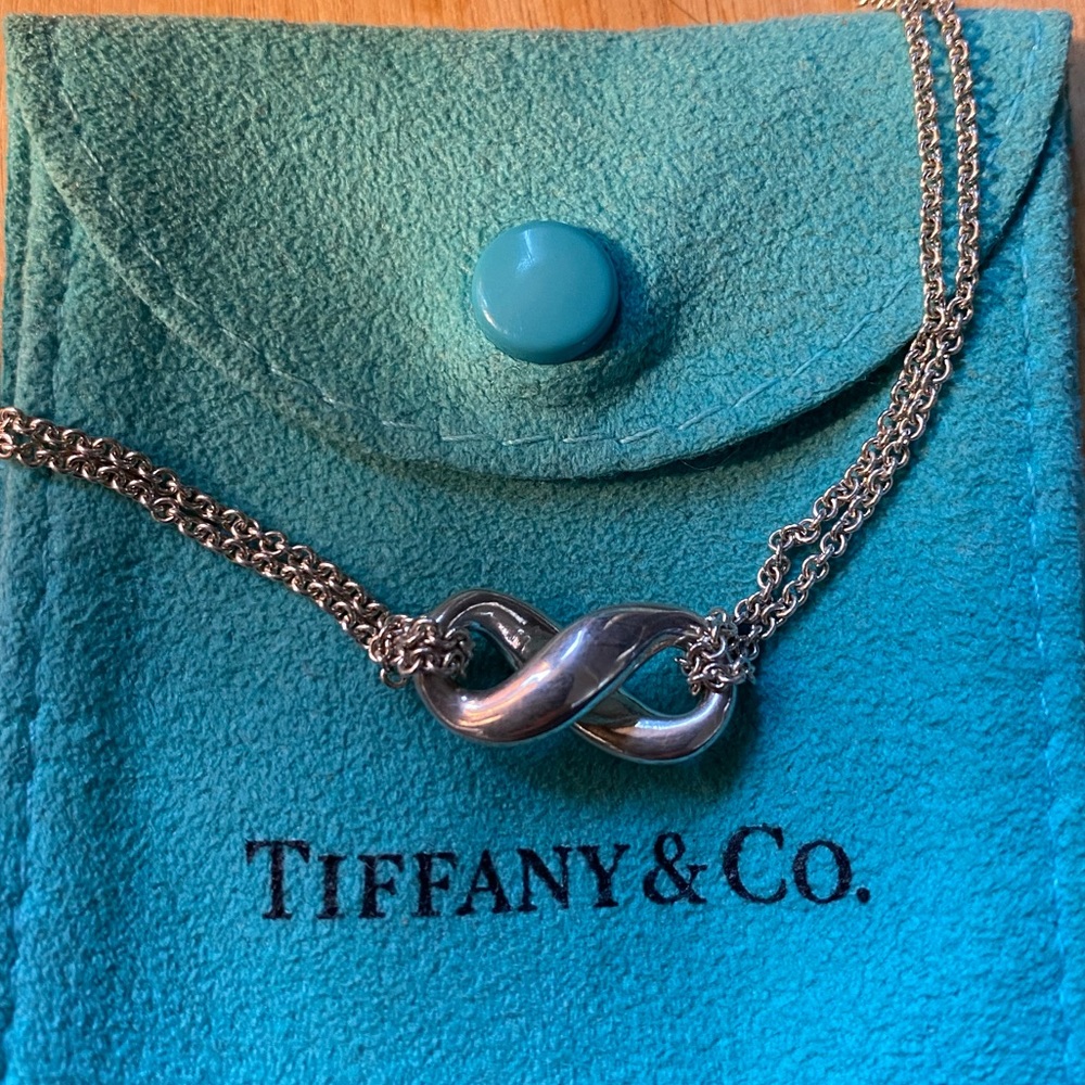 Tiffany Infinity Pendant & Double Chain. - Picture 4 of 7